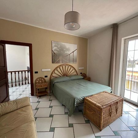 לינה וארוחת בוקר Forio di Ischia Casa Impagliazzo מראה חיצוני תמונה